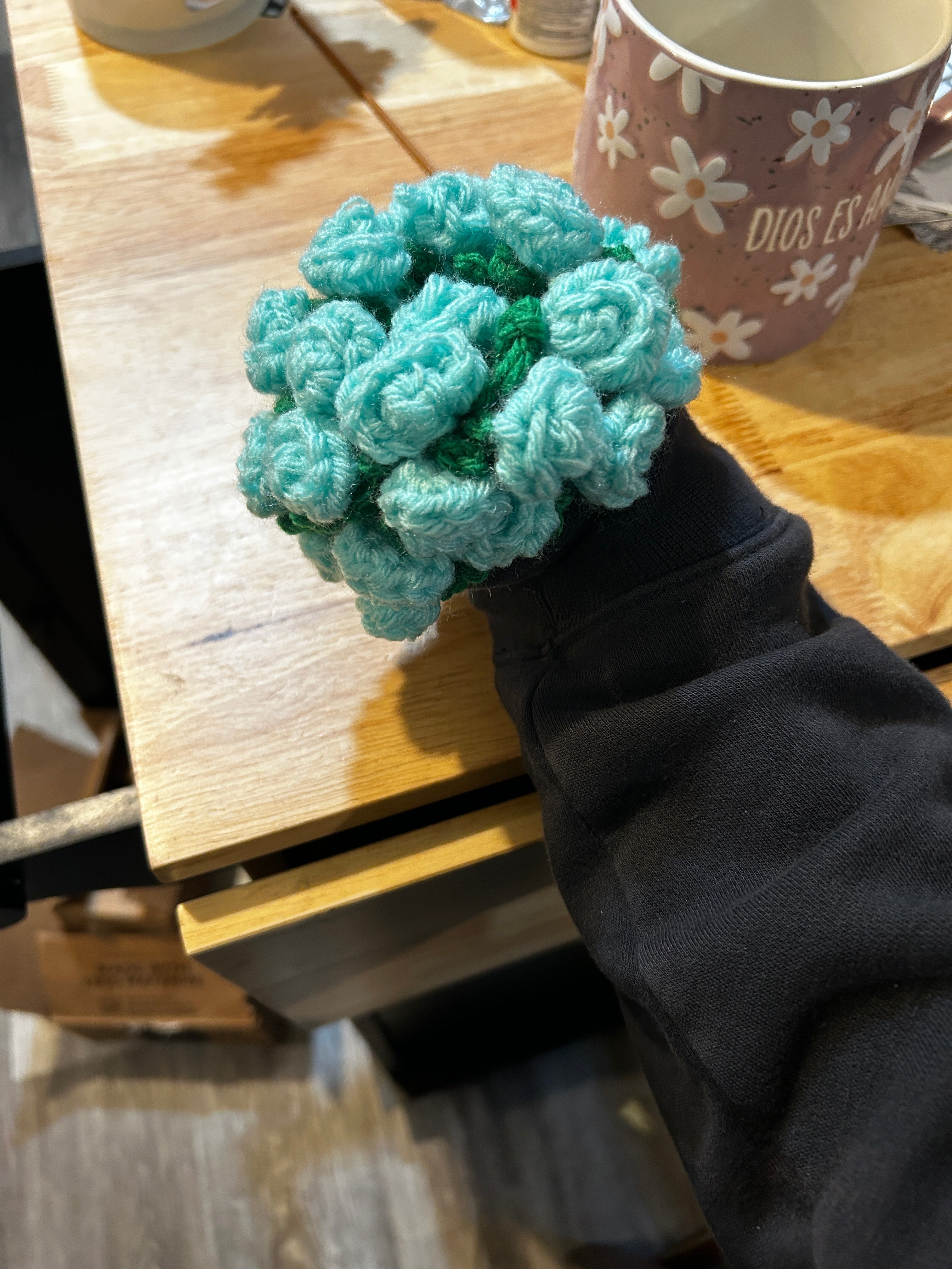 Crochet flower bouquet coaster 🤍💐
