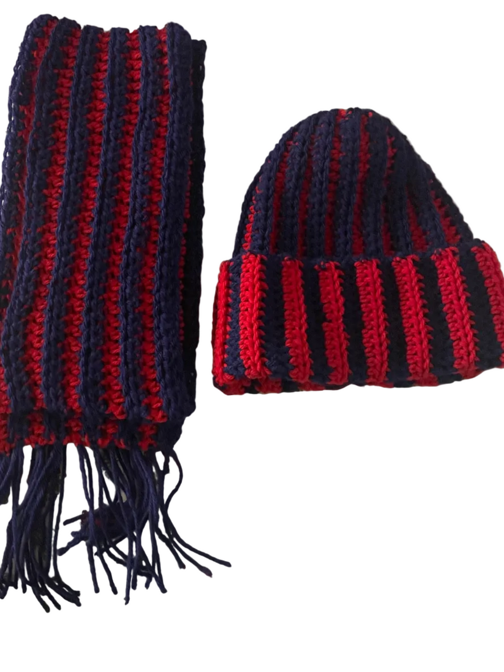 Crochet scarf and beanie ♥️💙