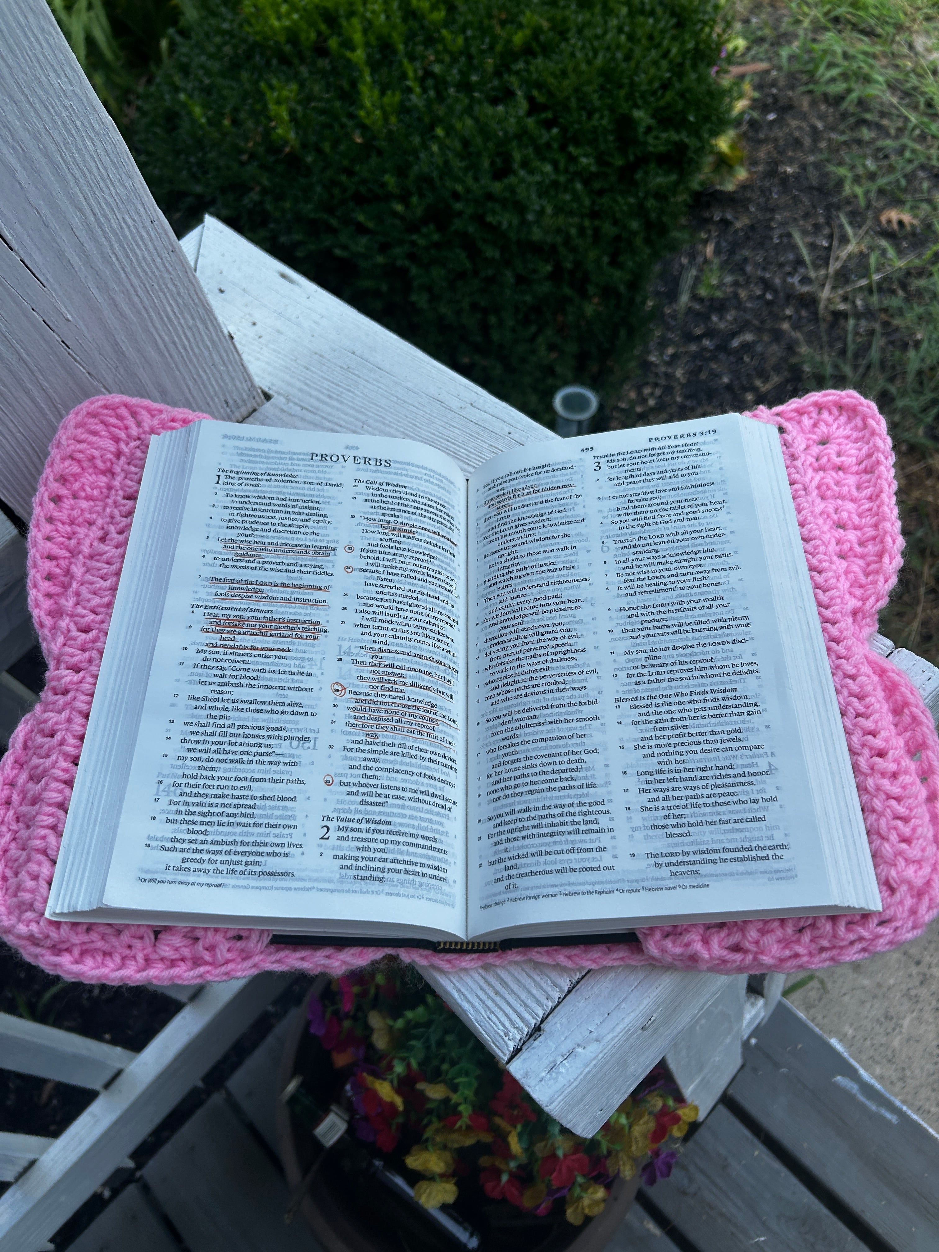 Crochet butterfly book cover 🦋🩷📔